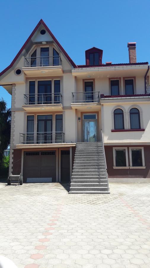 Guest House Amo Батуми Экстерьер фото