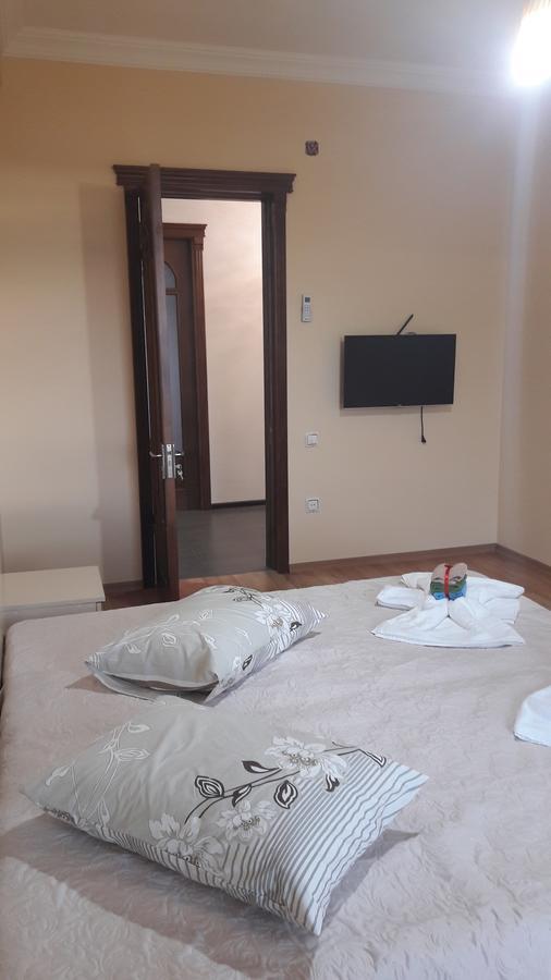 Guest House Amo Батуми Экстерьер фото