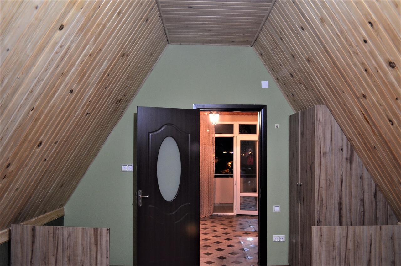 Guest House Amo Батуми Экстерьер фото