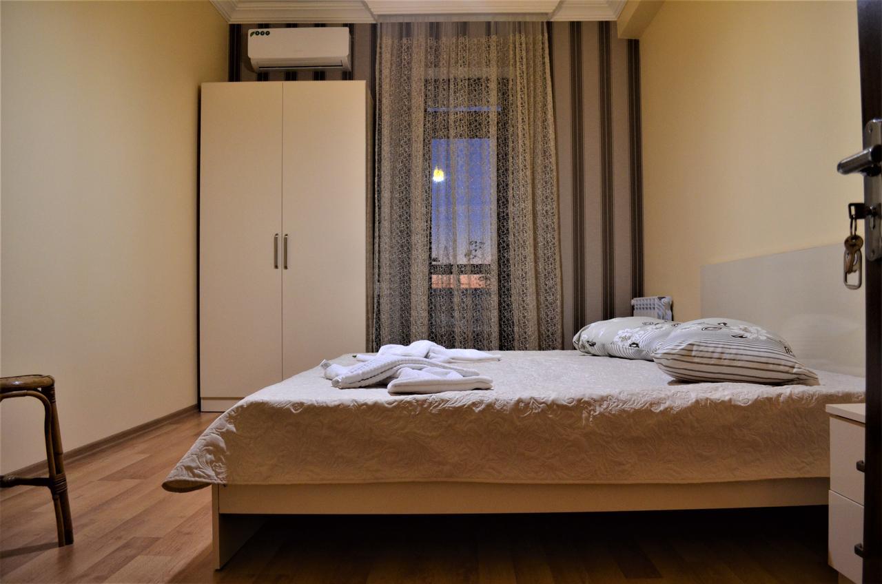 Guest House Amo Батуми Экстерьер фото
